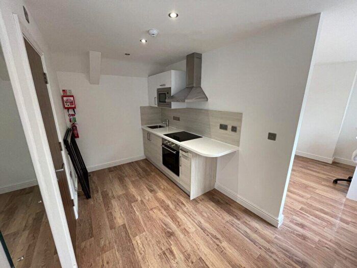 Studio To Rent In Westcotes Drive, Leicester, LE3