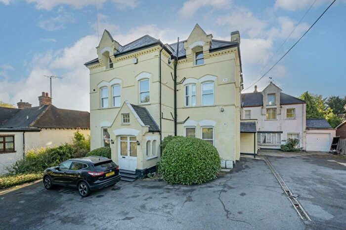 1 Bedroom Flat To Rent In Oakleigh Park South, London, N20