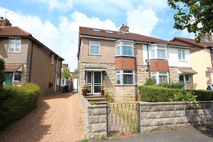 4 Bedroom Semi-Detached House To Rent In Mackie Avenue, Patcham, Brighton, BN1