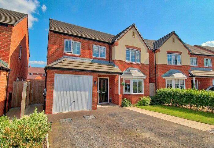 4 Bedroom Detached House For Sale In Abbotts Drive, Evesham, WR11