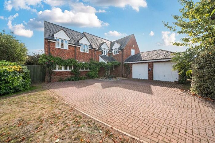 5 Bedroom Detached House For Sale In Cranfield Road, MK16