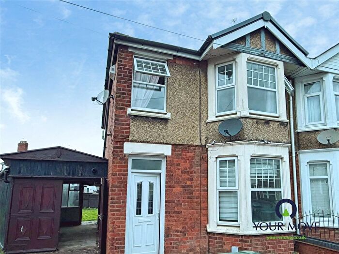 3 Bedroom End Terrace House To Rent In Wyken Grange Road, Coventry, West Midlands, CV2