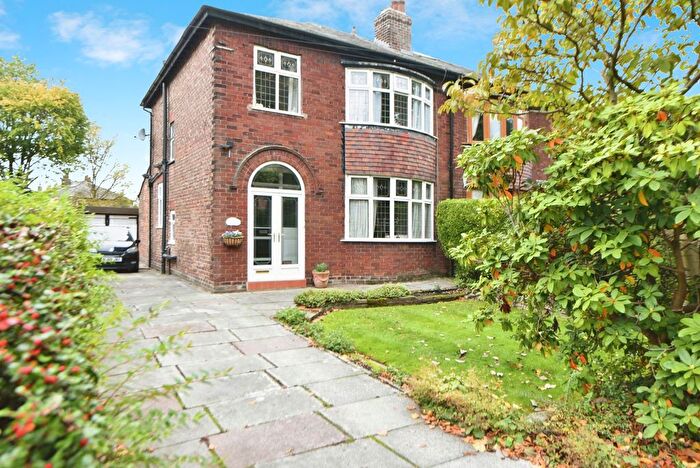 3 Bedroom Semi-Detached House For Sale In Manor Road, Salford, Greater Manchester, M6