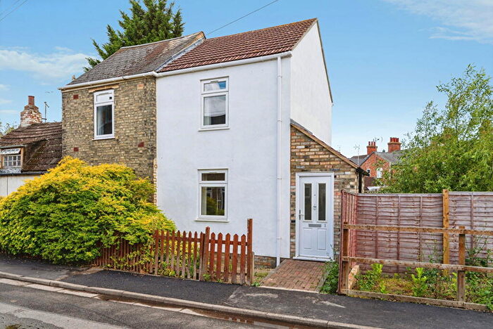 3 Bedroom Semi-Detached House For Sale In Wigstones Road, March, PE15