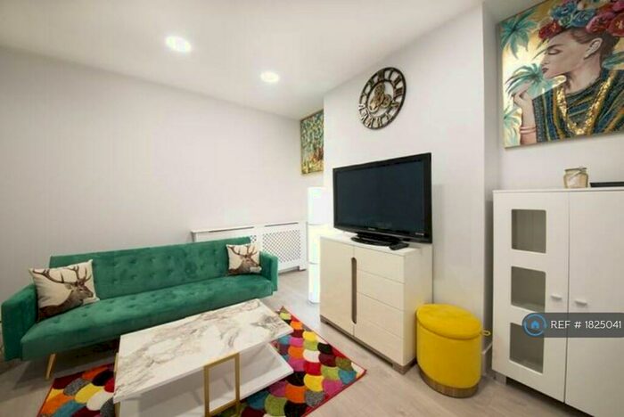 3 Bedroom End Of Terrace House To Rent In Selwyn Street, Liverpool, L4