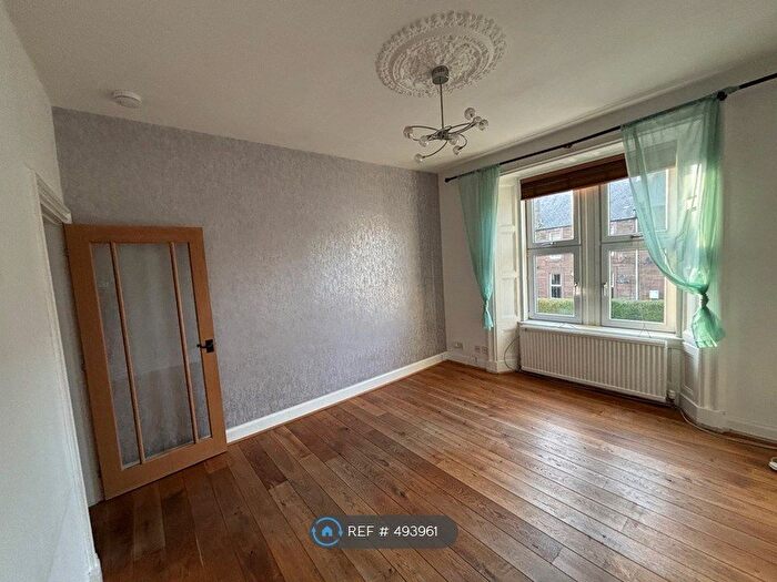 2 Bedroom Flat To Rent In Cairnie Place, Arbroath, DD11