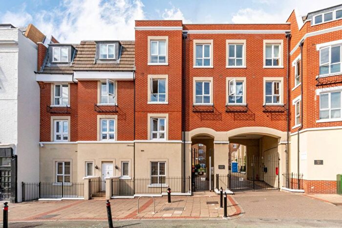 1 Bedroom Flat For Sale In Church Road, Acton, London, W3