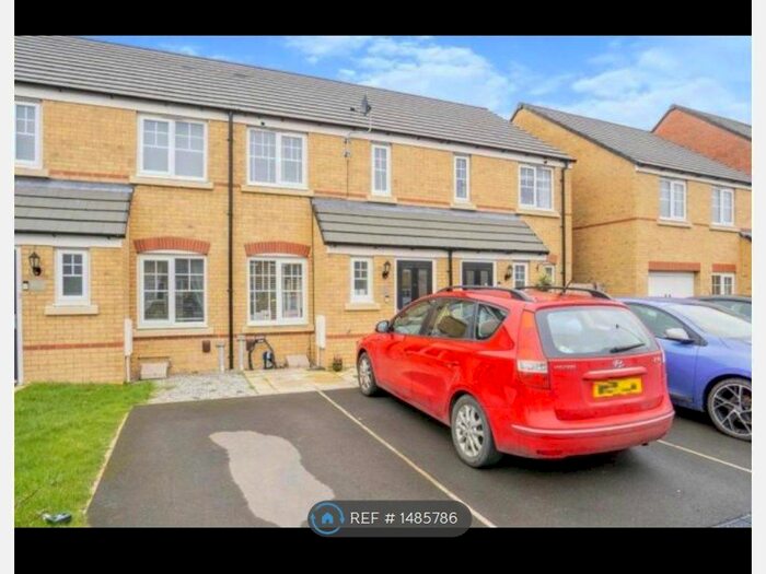 2 Bedroom Semi-Detached House To Rent In Bitterling Street, Ellesmere Port, CH66