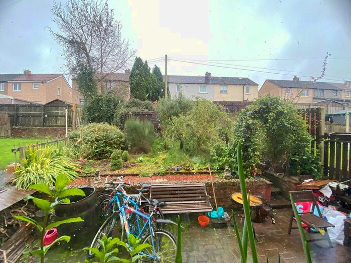2 Bedroom Semi-Detached House For Sale In North Dryburgh Road, Wishaw, ML2