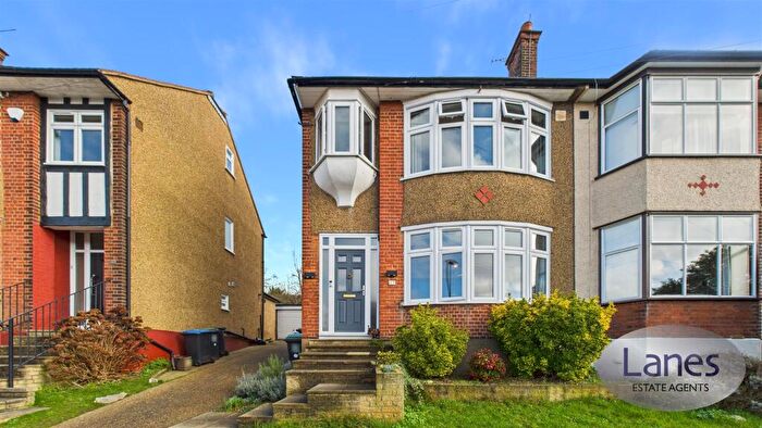 5 Bedroom Semi Detached House For Sale In Slades Gardens, Enfield, EN2