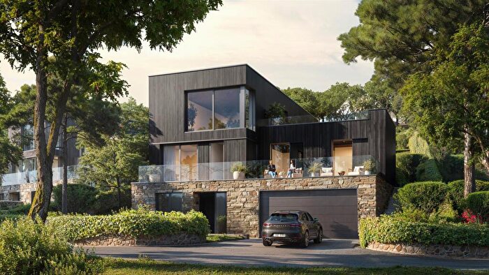 4 Bedroom Detached House For Sale In Ladye Bay, Clevedon, BS21