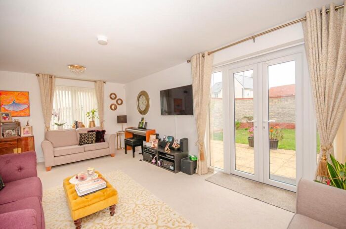 4 Bedroom Detached House For Sale In Bramble Close, Lyde Green, Bristol, BS16