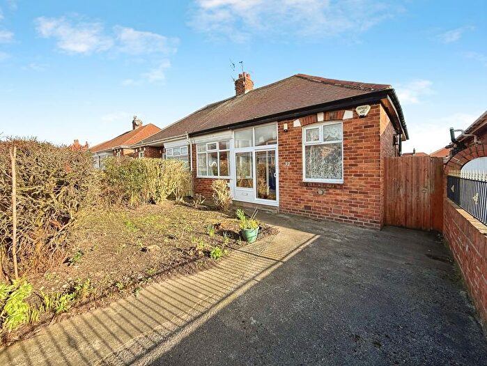2 Bedroom Bungalow For Sale In Tudor Avenue, North Shields, NE29