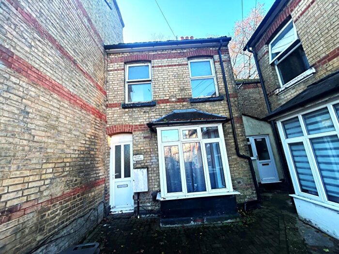 1 Bedroom Maisonette To Rent In Grove Road, Luton, LU1
