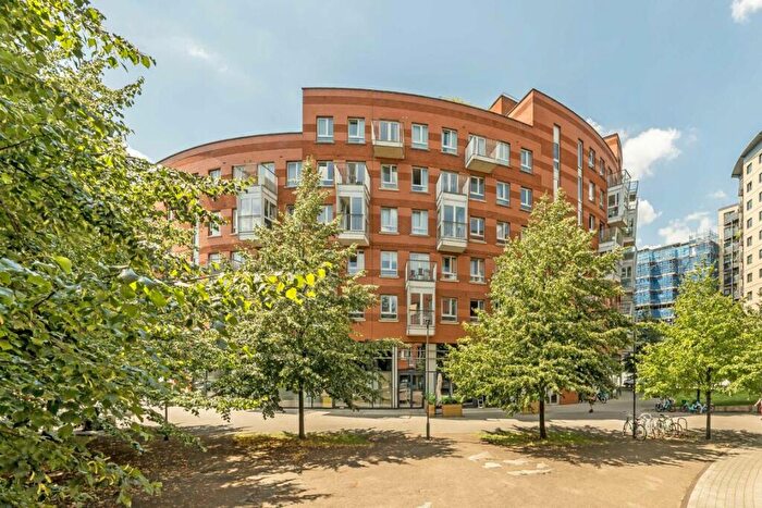 1 Bedroom Flat To Rent In Carronade Court, Islington, N7