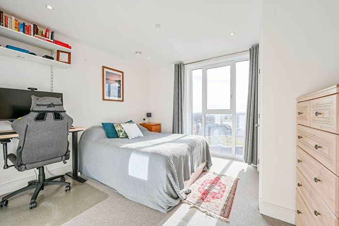 1 Bedroom Flat For Sale In Hoopers Mews, Acton, London, W3