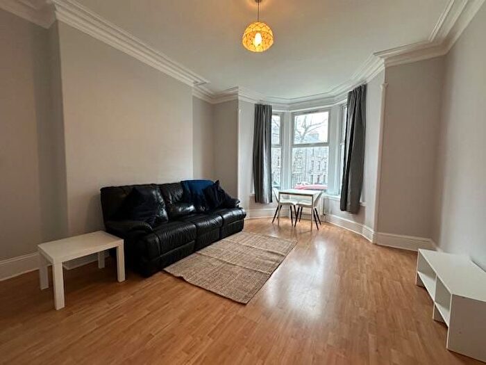 1 Bedroom Flat To Rent In Great Western Place, Aberdeen, AB10