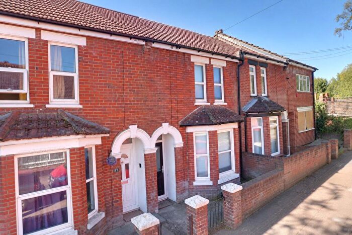 3 Bedroom Terraced House For Sale In Portswood, Southampton, SO17