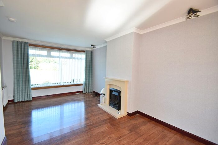 2 Bedroom Semi-Detached House For Sale In Briar Gardens, Whitburn, EH47