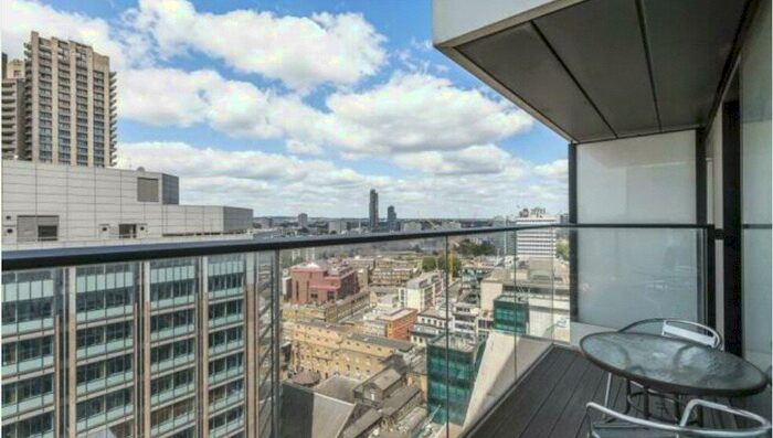 1 Bedroom Apartment To Rent In The Heron, Moore Lane, Moorgate, London, EC2Y