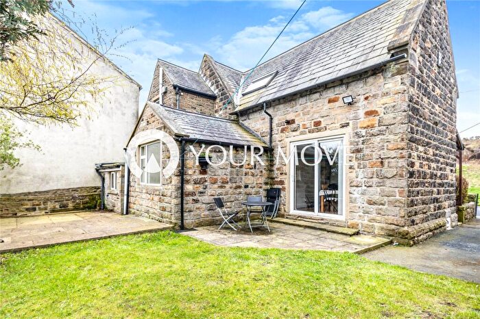 3 Bedroom Detached House For Sale In Moss Carr Road, Long Lee, Keighley, West Yorkshire, BD21
