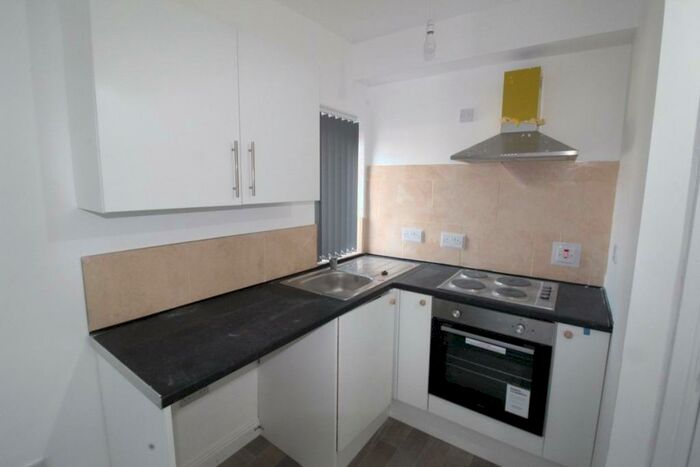 1 Bedroom Flat To Rent In Whalley Banks, Blackburn, Lancashire, BB2