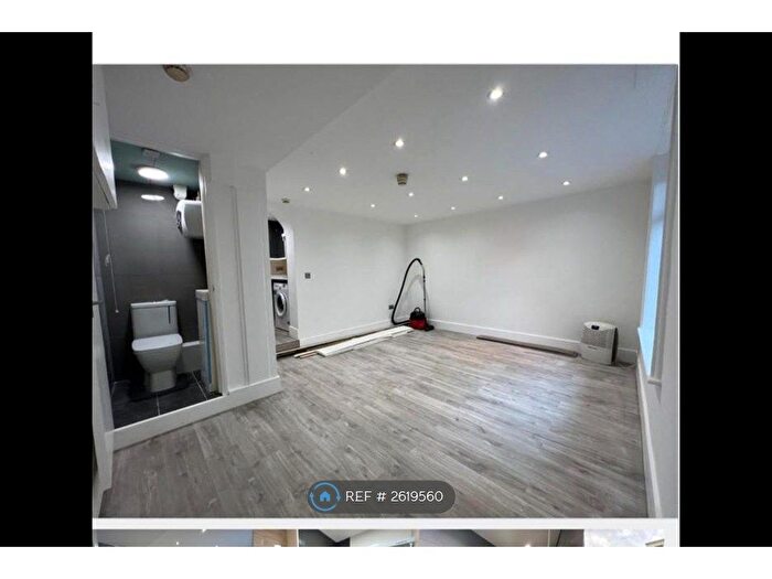 Studio To Rent In Terminus Road, Brighton And Hove, BN1
