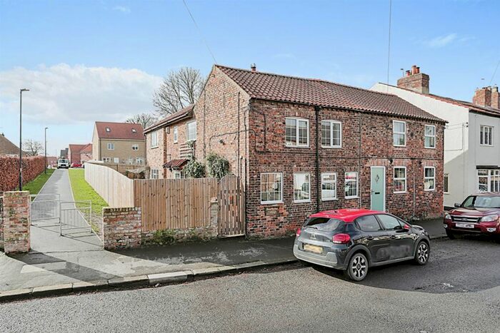 4 Bedroom End Of Terrace House For Sale In Westfield Road, Tockwith, York, YO26