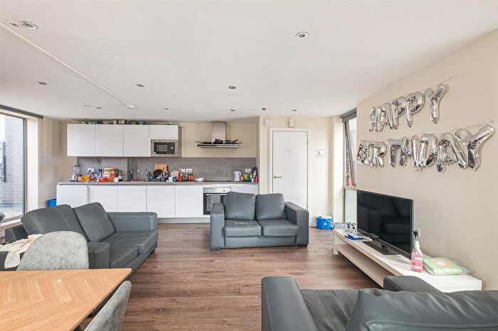 5 Bedroom Town House For Sale In Sudbury Street, Netherthorpe, S3