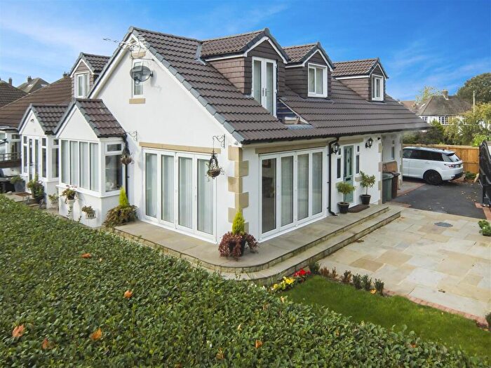 3 Bedroom Detached House To Rent In Old Hollings Hill, Guiseley, Leeds, LS20