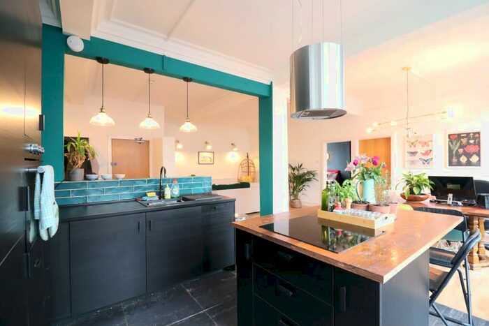 2 Bedroom Apartment To Rent In Crichton House, Mount Stuart Square, Cardiff Bay, CF10