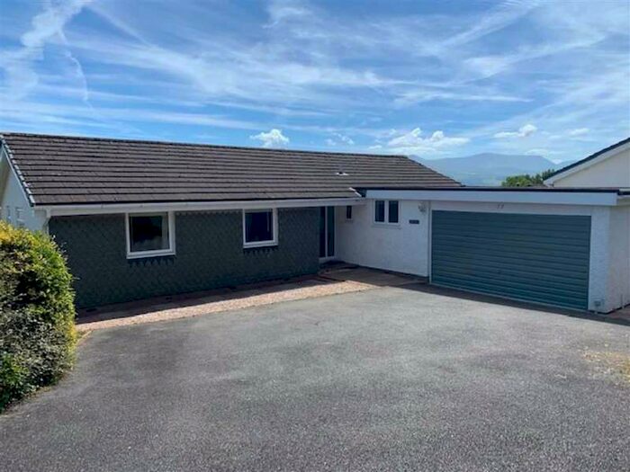 4 Bedroom Detached Bungalow For Sale In Cae Mair, Beaumaris, Anglesey, LL58