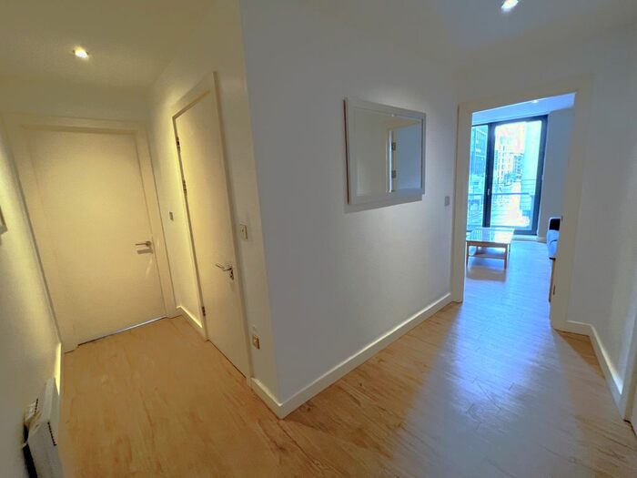 1 Bedroom Flat To Rent In Shudehill, Manchester, M4