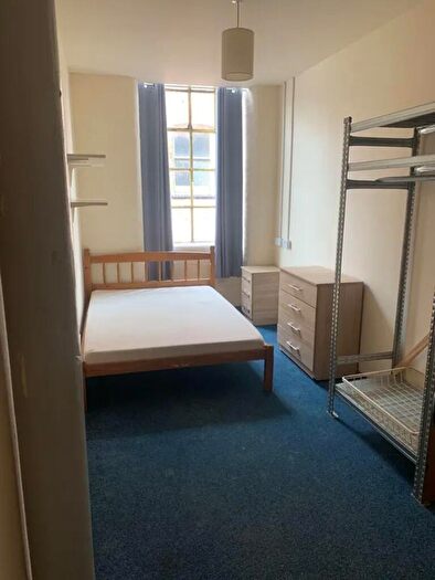 5 Bedroom Flat To Rent In Russell Street, Nottingham, NG7