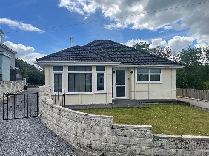 3 Bedroom Detached Bungalow To Rent In Highfield Road, Twyn, Ammanford, SA18
