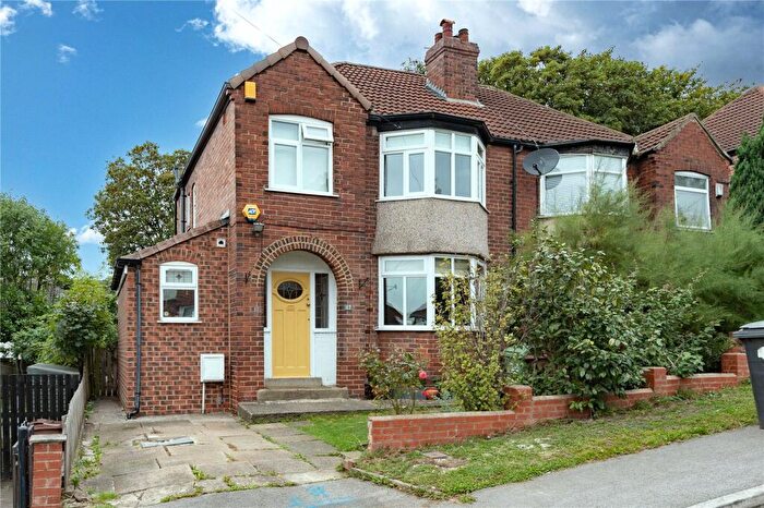 3 Bedroom Semi-Detached House For Sale In Roxholme Grove, Chapel Allerton, Leeds, LS7