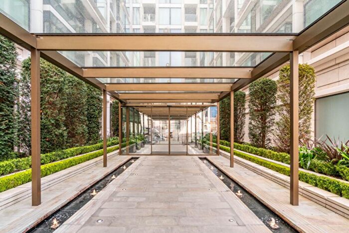 2 Bedroom Apartment For Sale In Sugar Quay, Tower Hill, EC3R