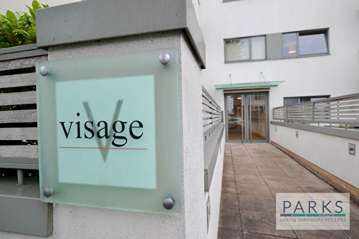 2 Bedroom Apartment To Rent In Palmeira Avenue, Hove, East Sussex, BN3