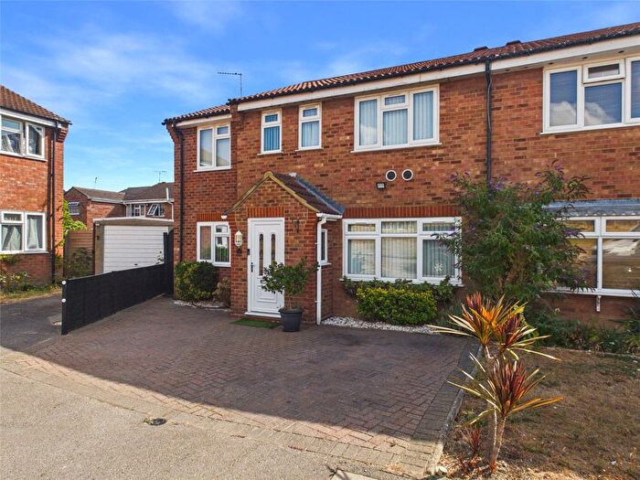 4 Bedroom Semi Detached House For Sale In Siskin Close, Colchester, Essex, CO4