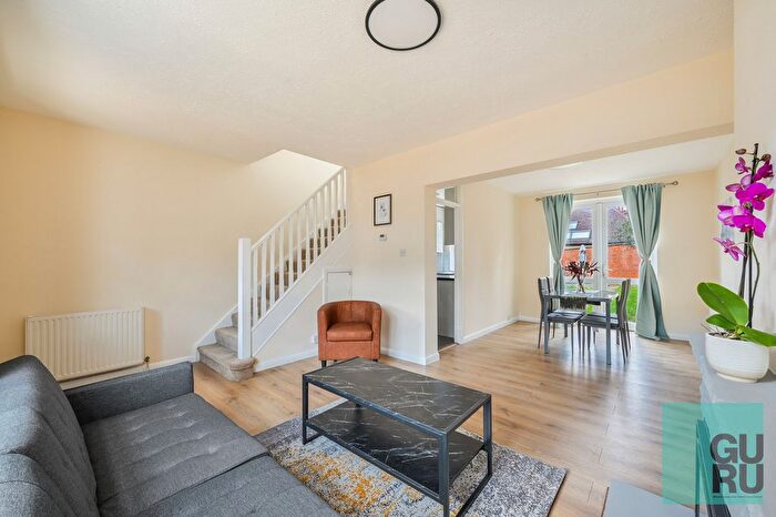 3 Bedroom Terraced House To Rent In Dunstans Road, Hanwell, W7