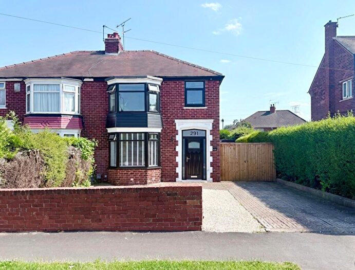 3 Bedroom Semi-Detached House For Sale In Sprotbrough Road, Sprotbrough, DN5
