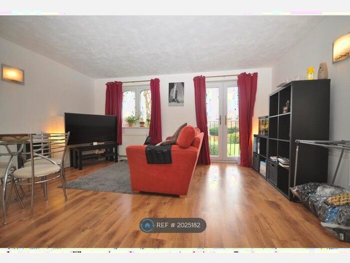 1 Bedroom Flat To Rent In Brighton Road, Crawley, RH11