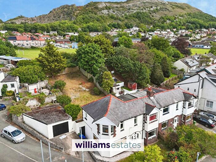 4 Bedroom Semi Detached House For Sale In Cwm Road, Dyserth, LL18