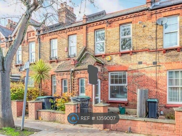 2 Bedroom Terraced House To Rent In Moselle Avenue, London, N22