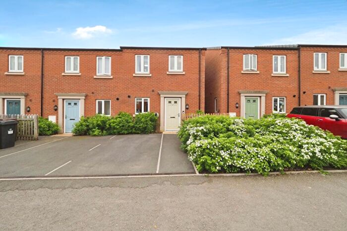 3 Bedroom End Of Terrace House For Sale In Saxelbye Avenue, Derby, DE1