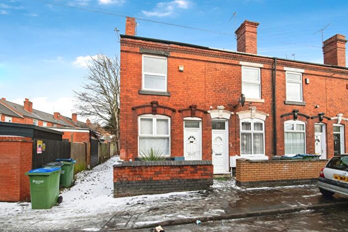 2 Bedroom End Of Terrace House For Sale In Margaret Street, West Bromwich, B70