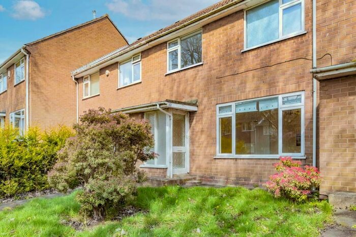 3 Bedroom Property To Rent In Holly Brow, Selly Oak, Birmingham, B29