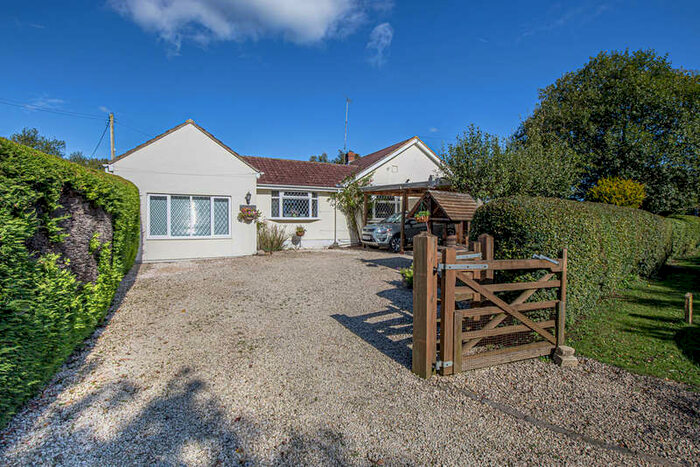 5 Bedroom Detached Bungalow For Sale In Stoppers Hill, Brinkworth, SN15