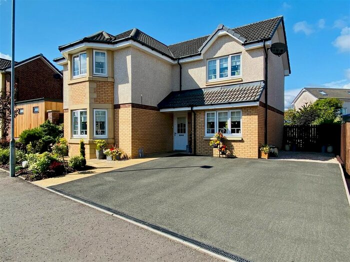 Houses for sale in Stonehouse, South Lanarkshire