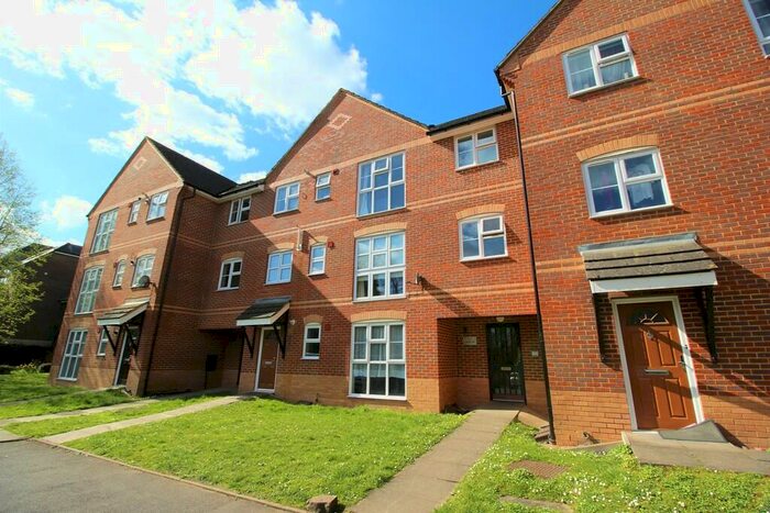 2 Bedroom Ground Flat To Rent In Wey View Court, Walnut Tree Close, GU1